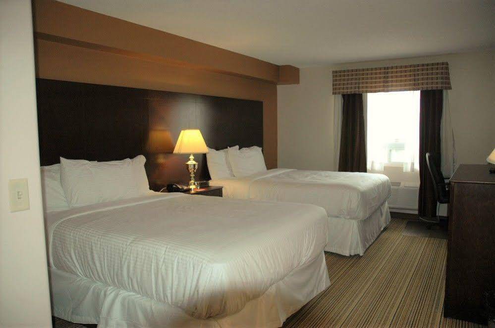 Days Inn By Wyndham Leamington Eksteriør bilde