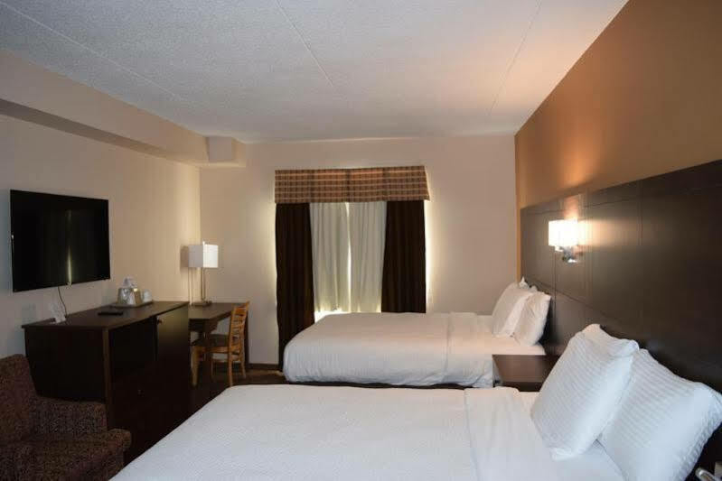 Days Inn By Wyndham Leamington Eksteriør bilde